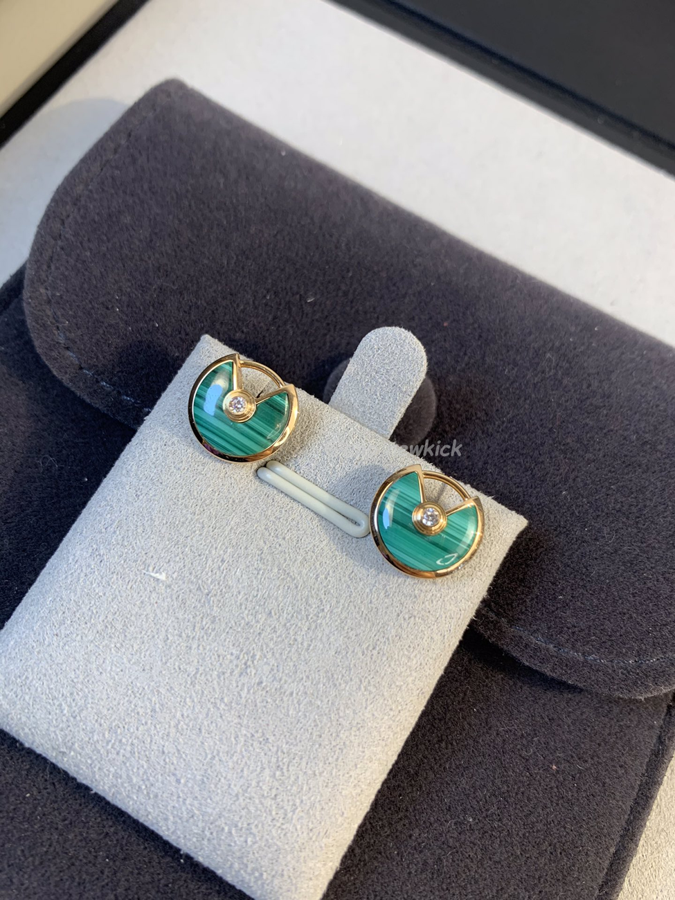 Cartier Nail With Diamond Tips Earrings (20) - www.newkick.vip